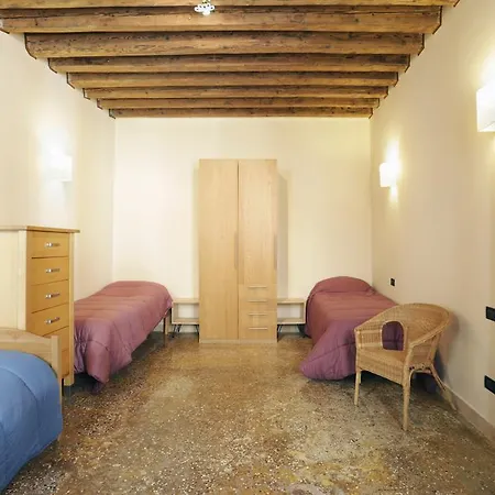 Locappart Ormesini * البندقية