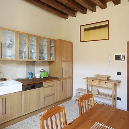 Locappart Ormesini * البندقية